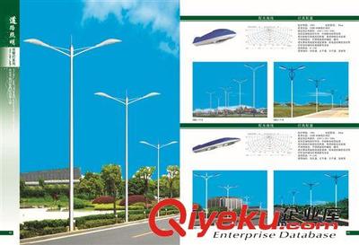 廠家直銷雙臂燈 LED太陽能道路照明燈 高郵路燈的創(chuàng)新與優(yōu)勢